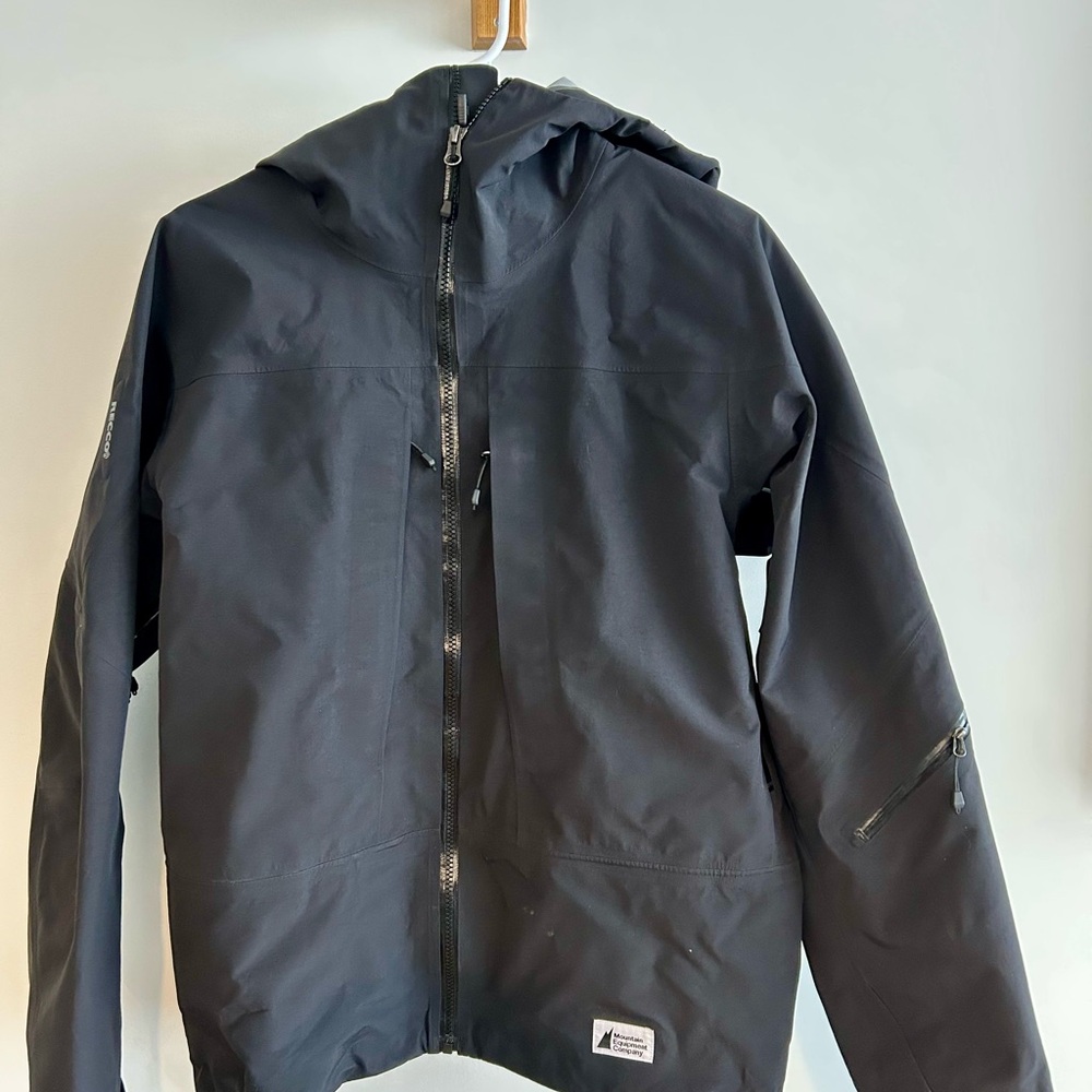 Men's Black Hooded MEC Ski Shell